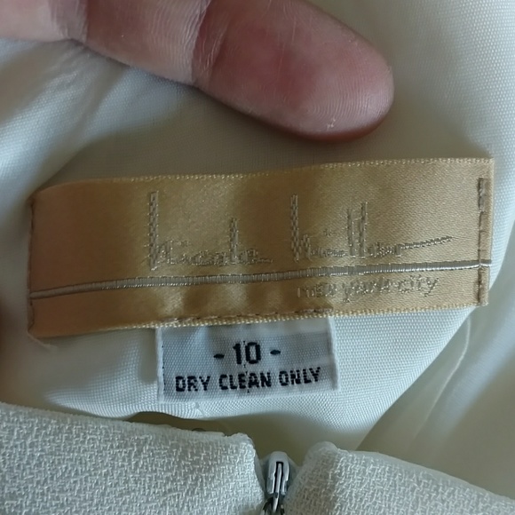 Nicole Miller Bridal Dress - Picture 6 of 6